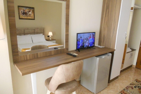 Onorato Hotel (Vlorë)